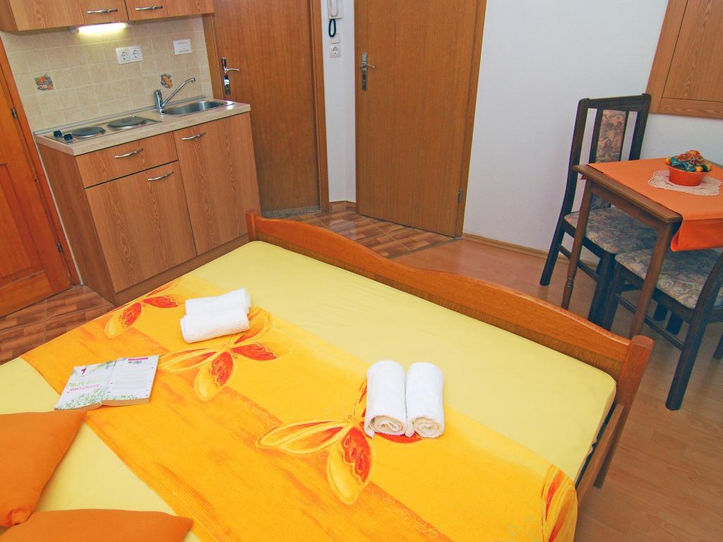 Studios Magnolia Trogir Cameră foto